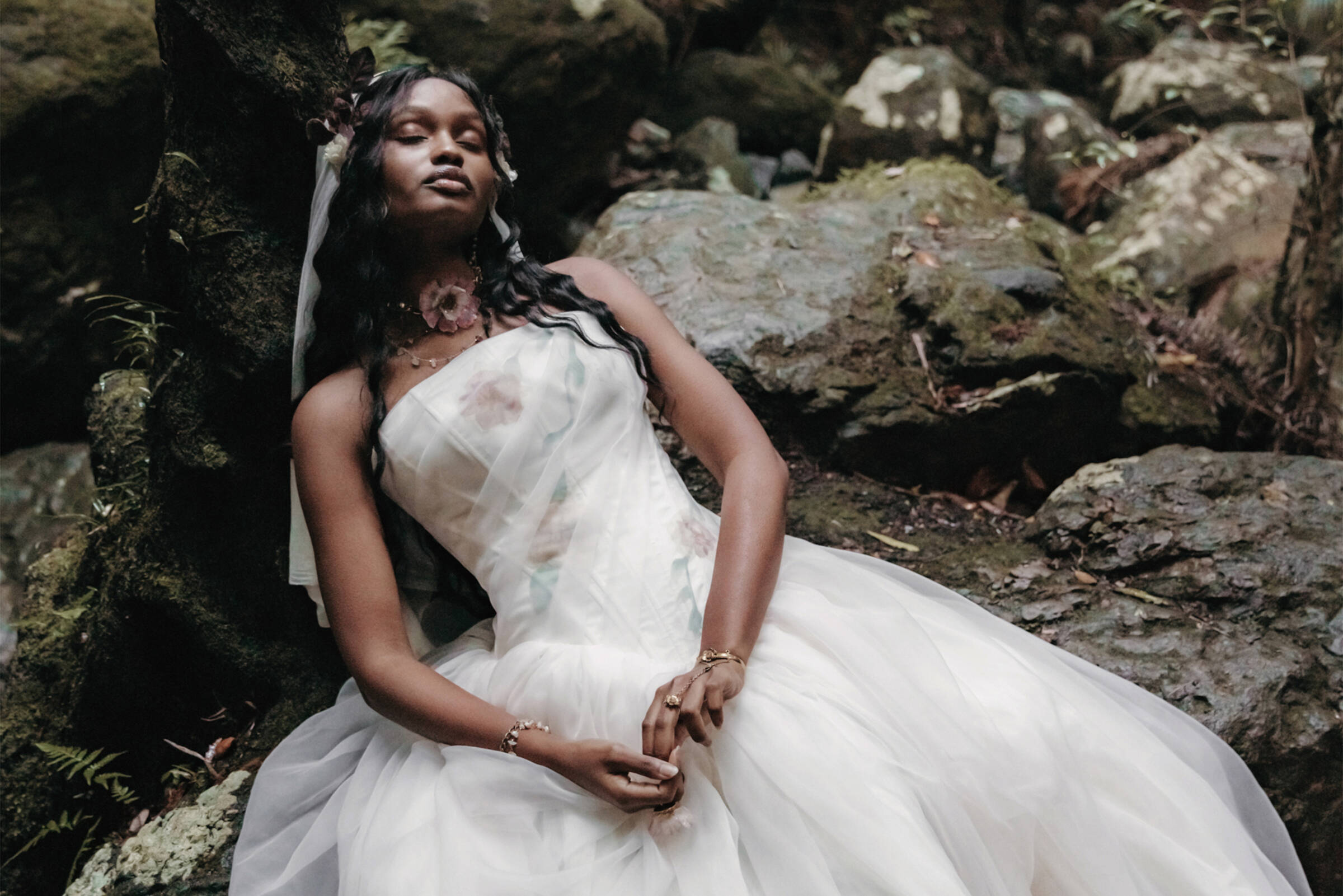 Modern Bridal | Rue de Seine