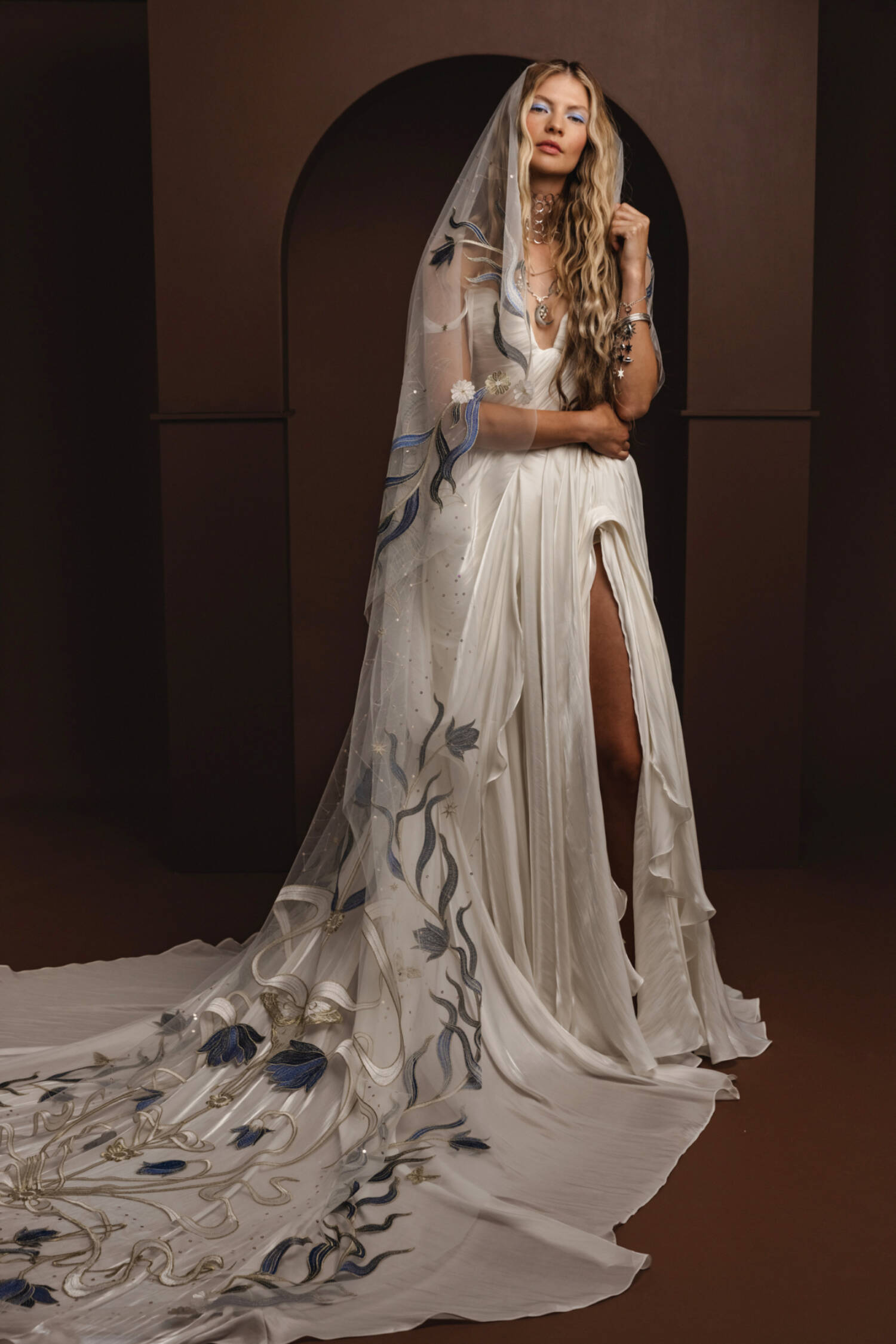 Rue de Seine Drop Pearl Blusher Veil main image 0