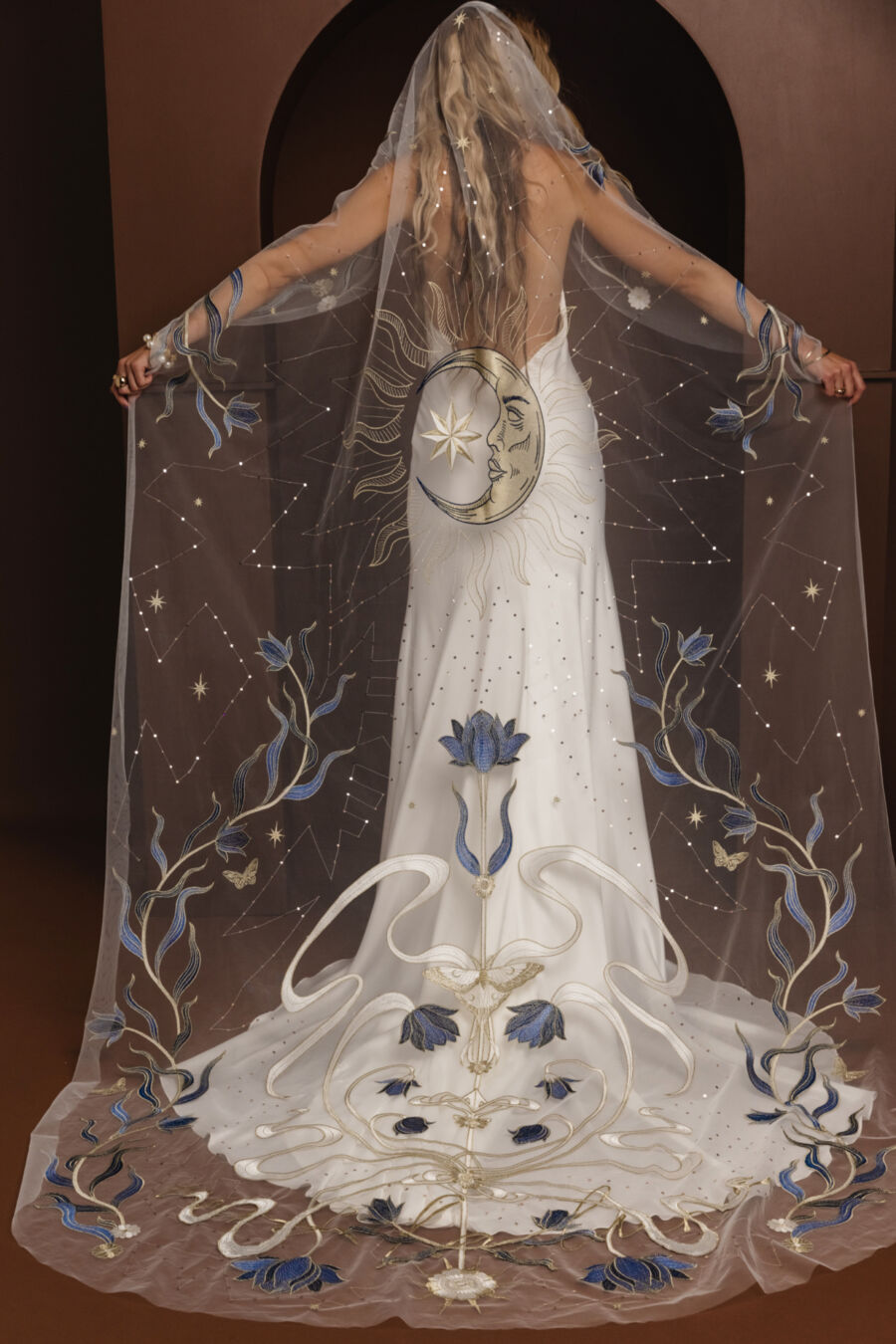 To The Moon Veil