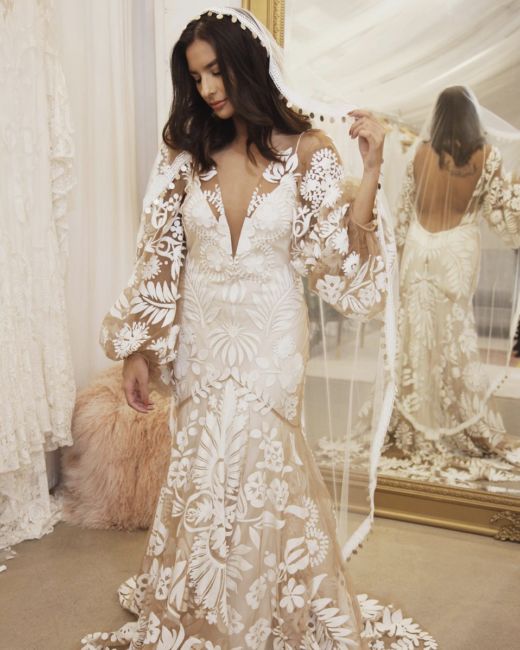 Fitting | Alice & Ivory Bridal | Lovers Land | The Dress Theory Nashville | Bride KC