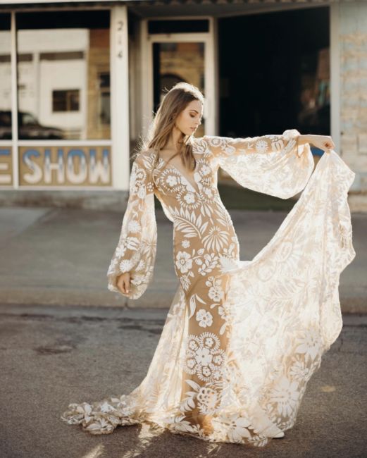 Fitting | Alice & Ivory Bridal | Lovers Land | The Dress Theory Nashville | Bride KC